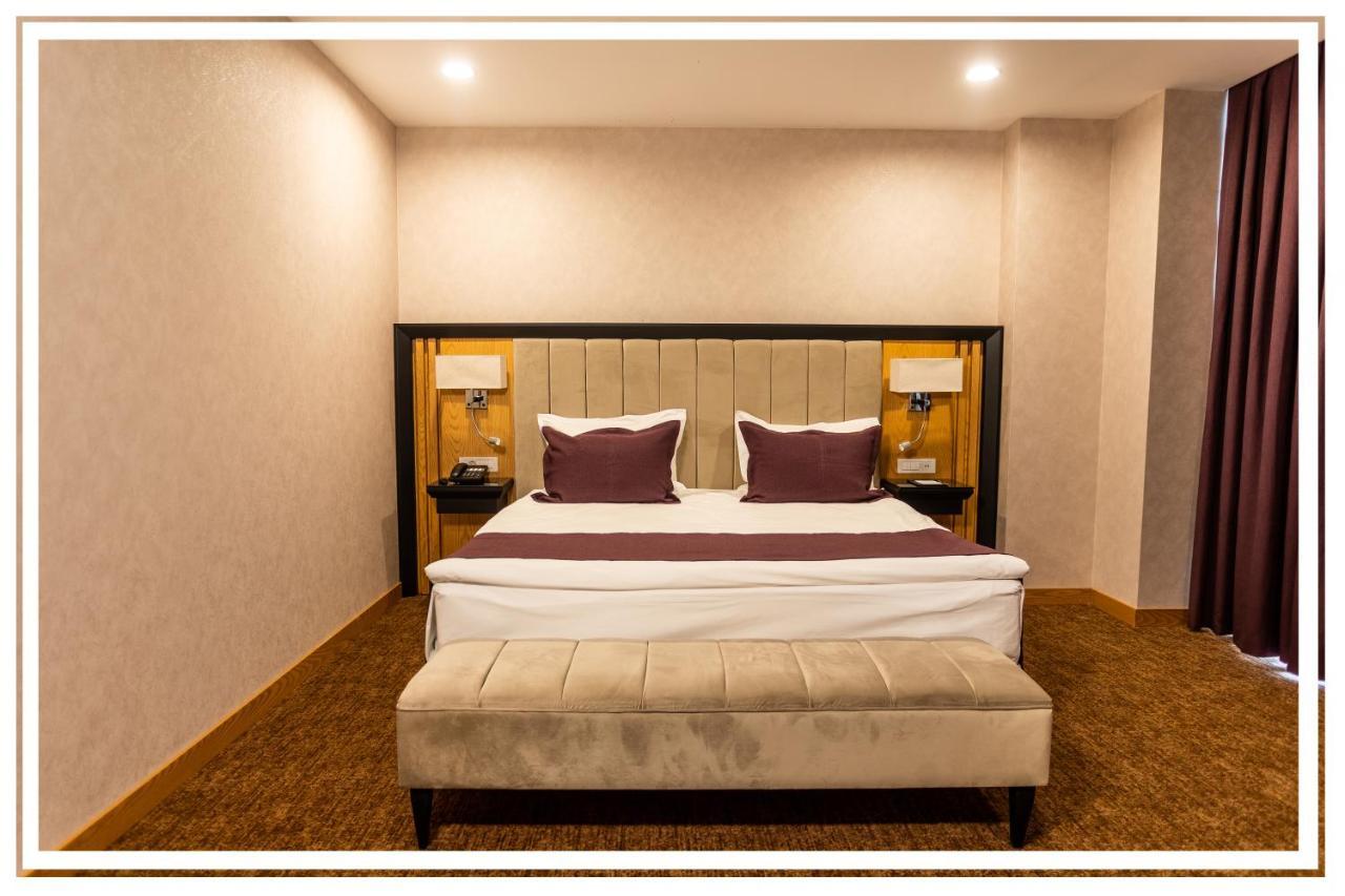 Premium Hotel ギャンジャ エクステリア 写真