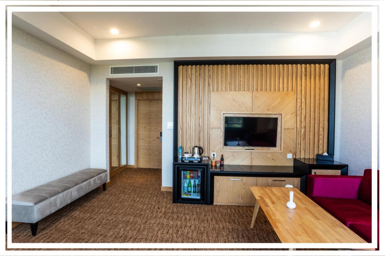 Premium Hotel ギャンジャ エクステリア 写真