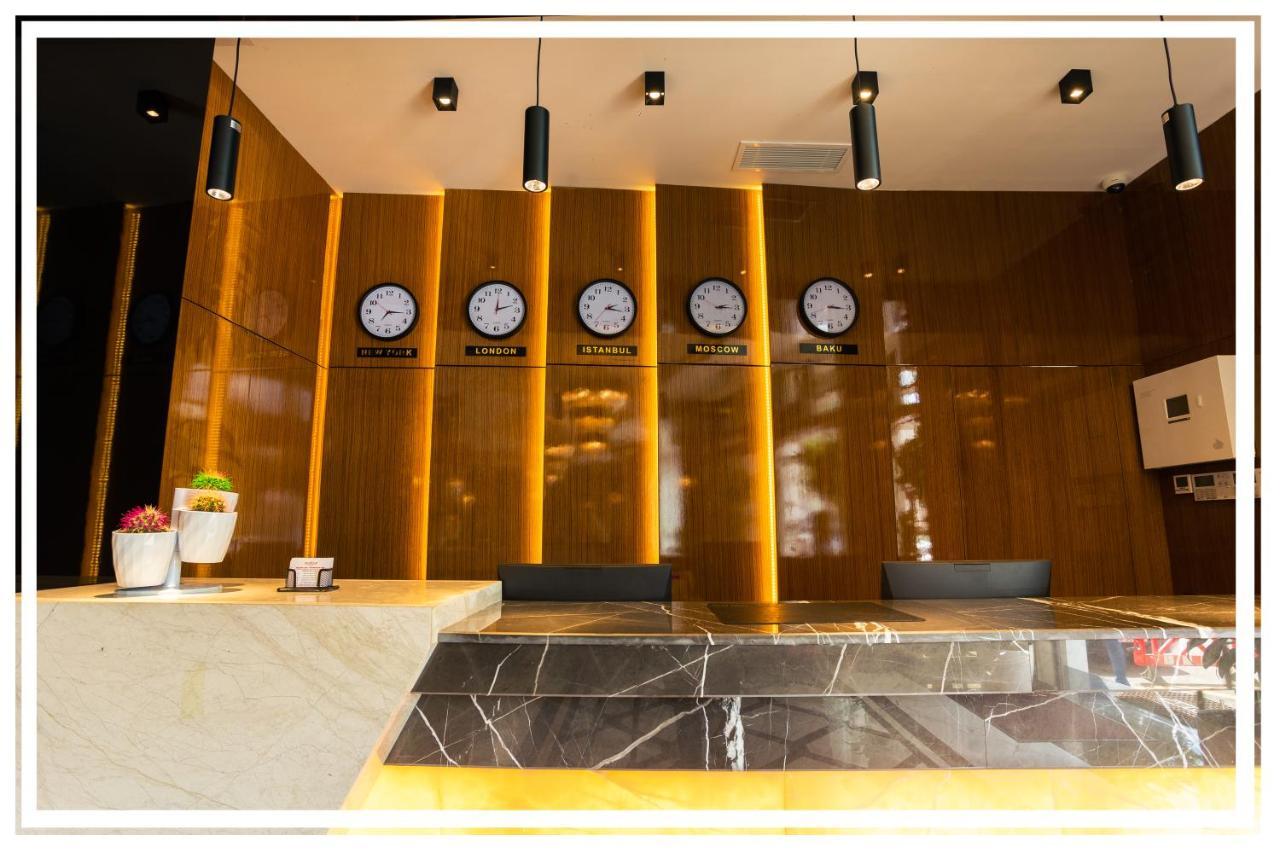 Premium Hotel ギャンジャ エクステリア 写真